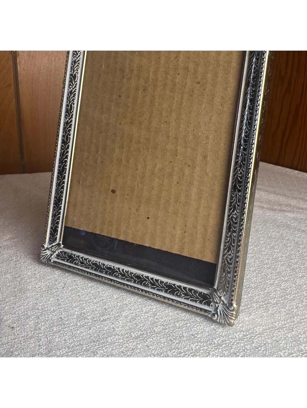 Vintage Silver & Gold Tone 5x7 Picture Frame Ornate Etched Metal with Patina - Picture 4 of 7